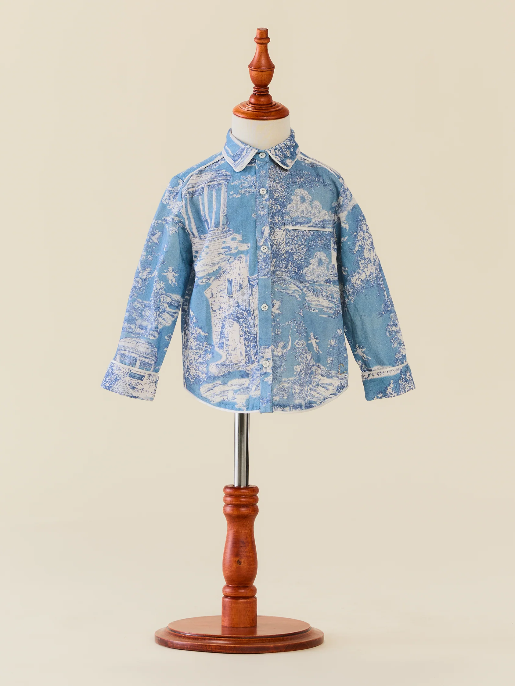 Tops & Outerwear